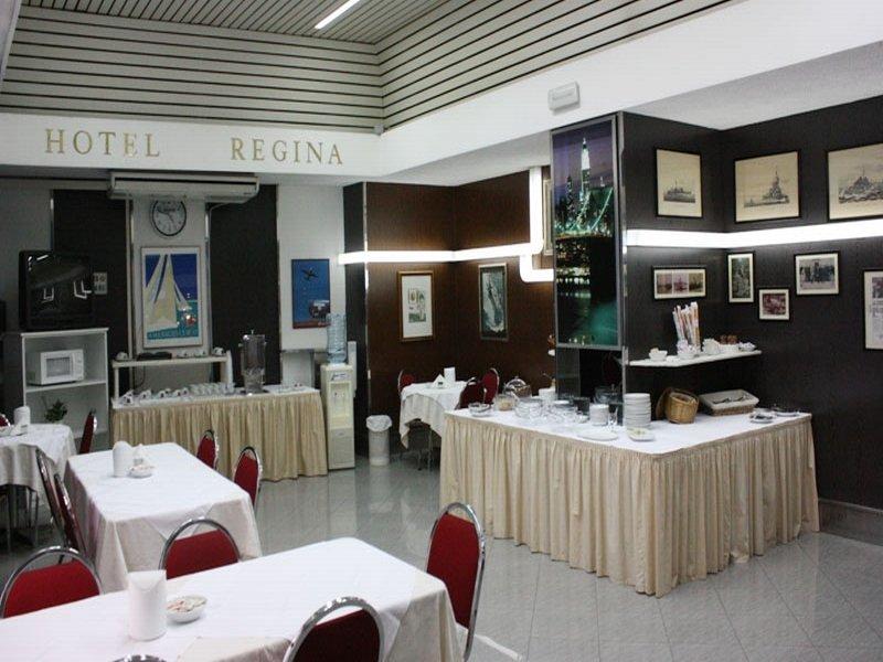 Hotel Regina Brindisi Buitenkant foto