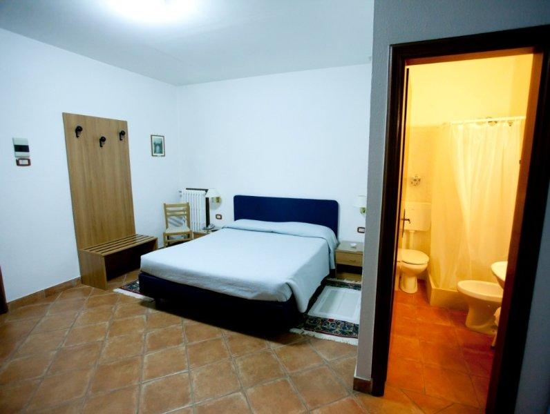 Hotel Regina Brindisi Buitenkant foto